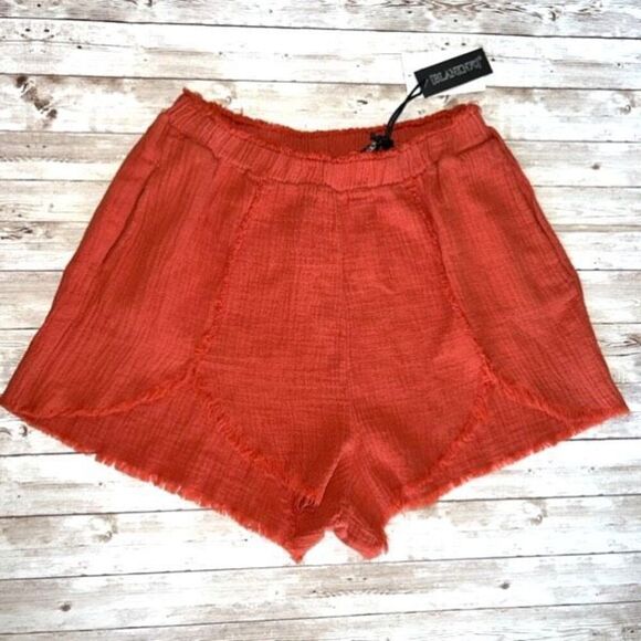 NWT BlankNYC Women’s Red Orange Raw Hem Elastic Waist Chino Shorts Size Medium - Picture 4 of 15